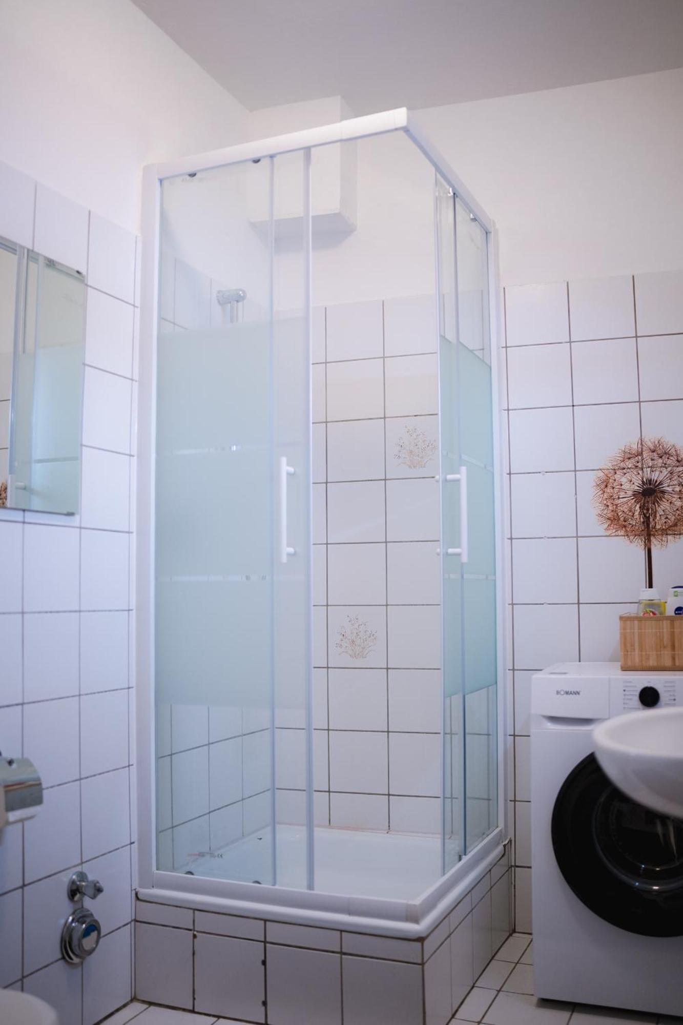 Schoenes Apartment In Der Altstadt , Kostenlose Parkplaetze In Der Naehe Emden Exterior foto